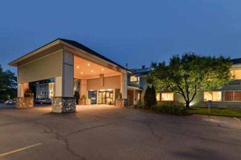 Best Western Plus Windjammer Inn & Conference Center