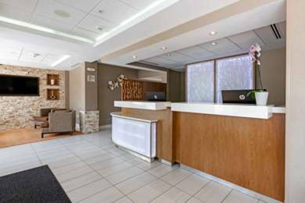 Best Western Plus Windsor Inn 10