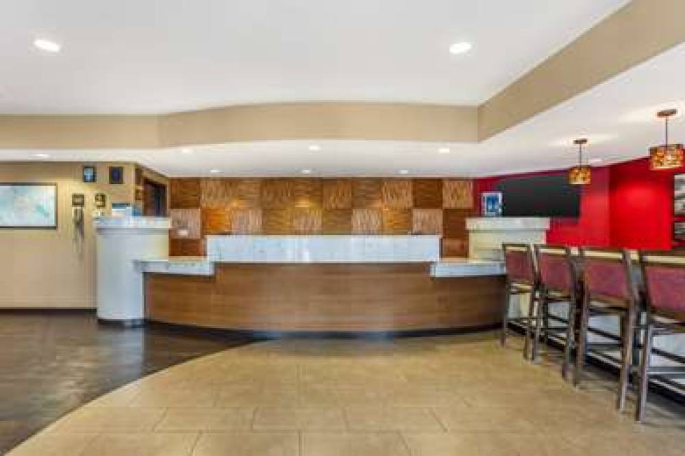 Best Western Plus Wine Country Inn & Suites 6