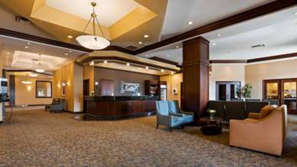 Best Western Plus Winnipeg Airport Hotel 3