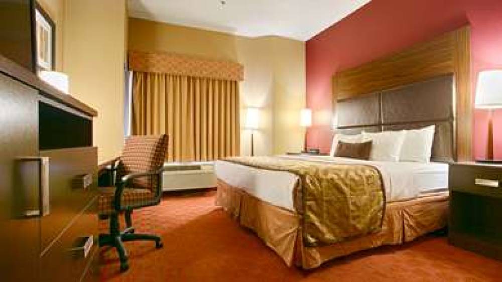 Best Western Plus Woodland Hills Hotel & Suites 3