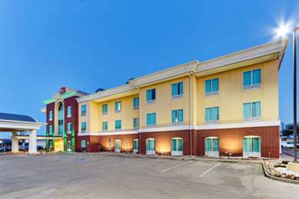 Best Western Plus Woodway Waco South Inn & Suites 9