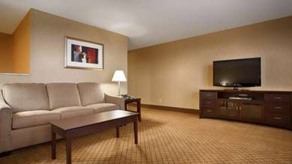 Best Western Plus York Hotel & Conference Center 4