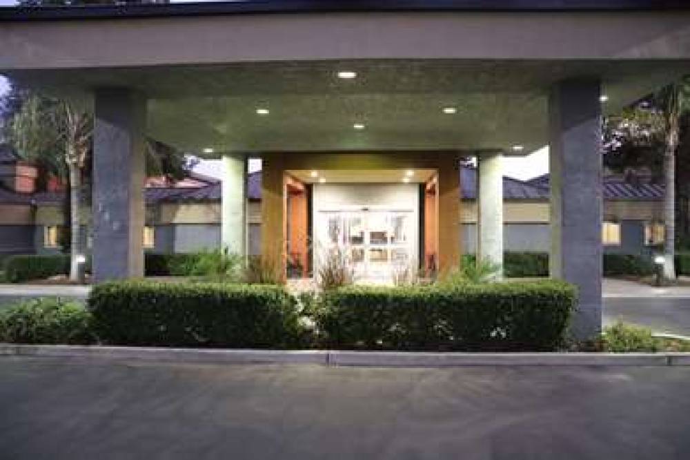 Best Western Porterville Inn 3