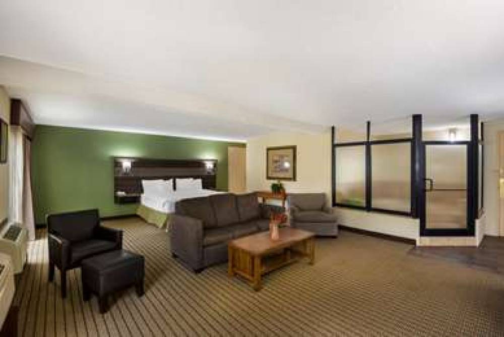 Best Western Prairie Inn & Conference Center 4