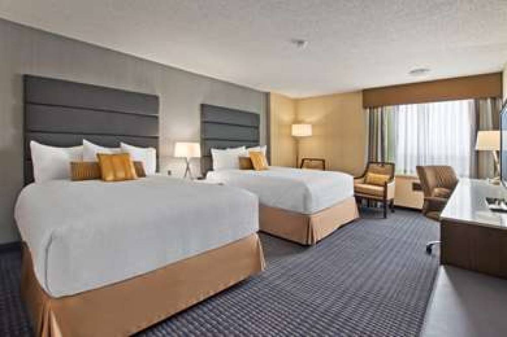 Best Western Premier Calgary Plaza Hotel & Conference Centre 7