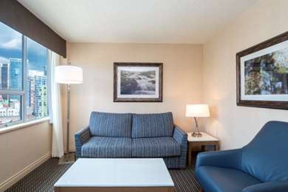 Best Western Premier Chateau Granville Hotel & Suites & Conf. Centre 6