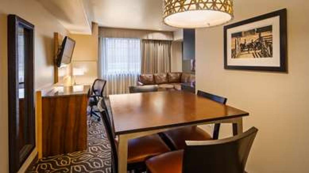 Best Western Premier Ivy Inn & Suites 8