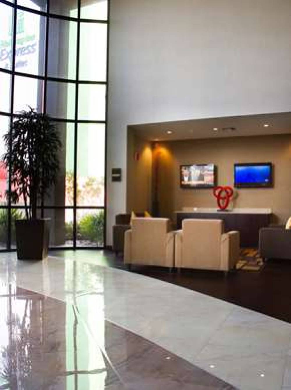 Best Western Premier Monterrey Aeropuerto 6