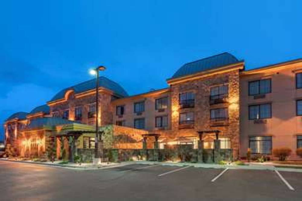 Best Western Premier Pasco Inn & Suites 1