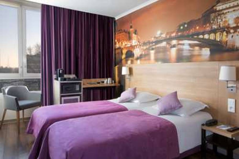 Best Western Rives De Paris La Defense 10