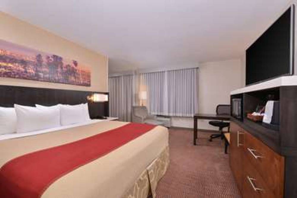 BEST WESTERN Royal Palace Inn & Suites 5