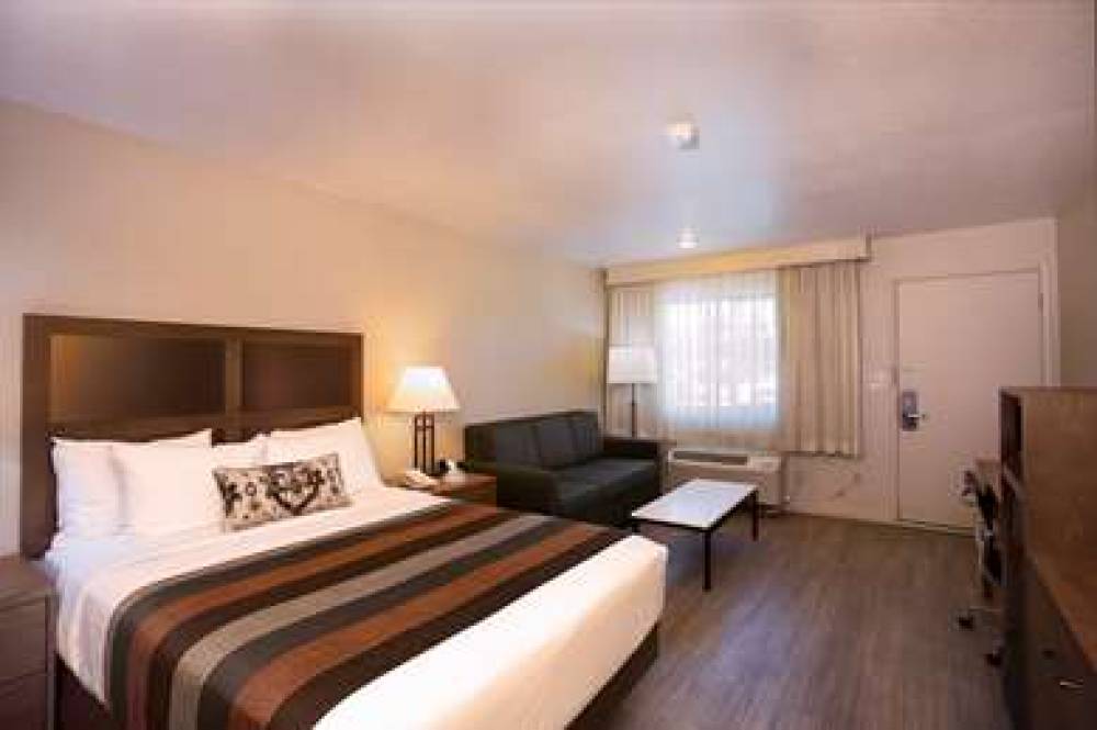 Best Western Sandman Hotel 5