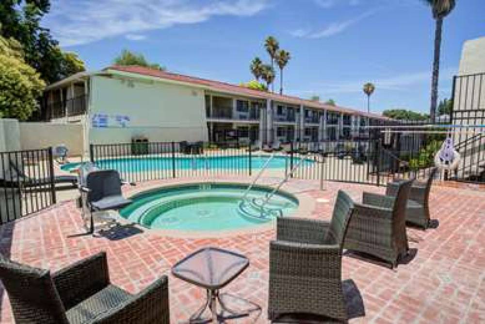 Best Western Sandman Hotel 2