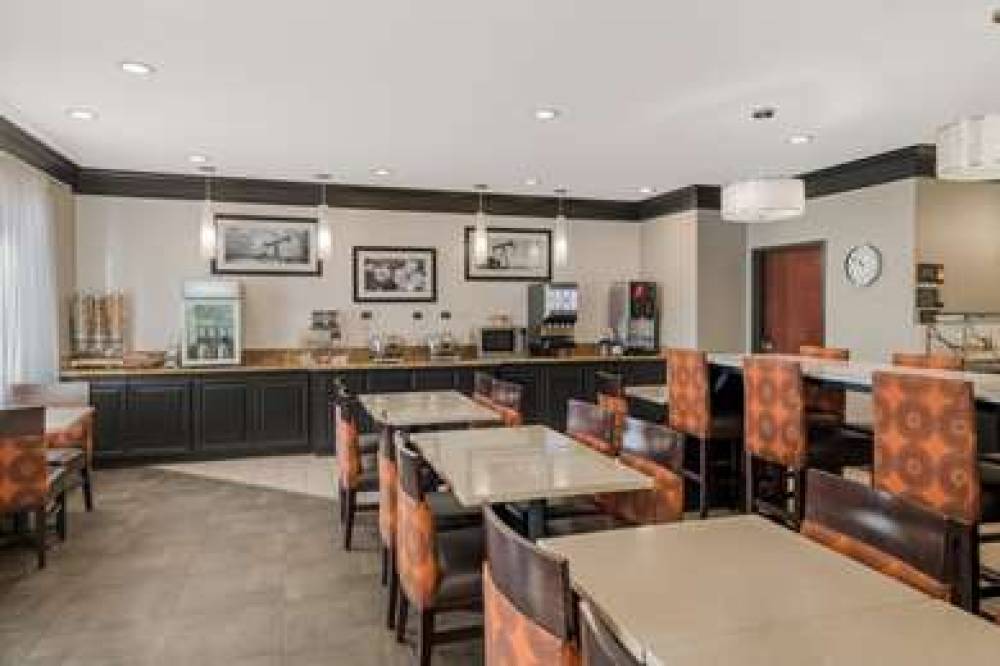 Best Western South Plains Inn & Suites 2