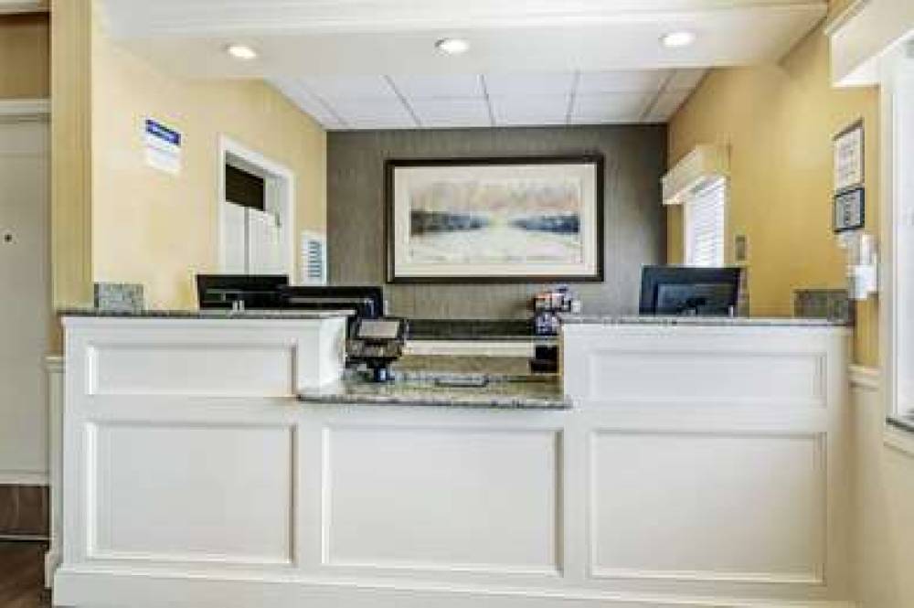 Best Western Springfield Hotel 10