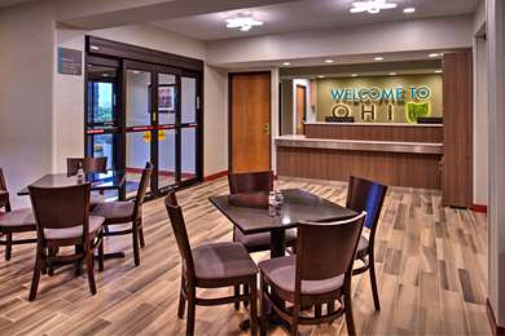 Best Western St. Clairsville Inn & Suites 4