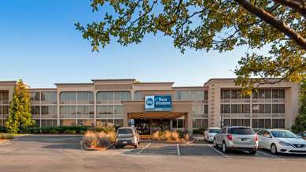 Best Western Sterling Hotel & Suites 5