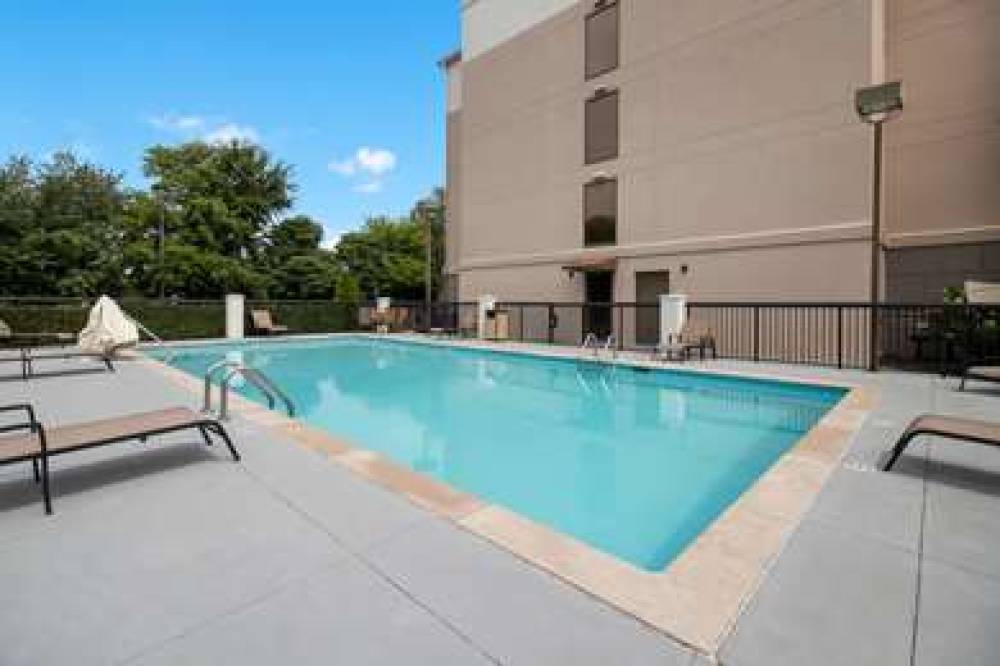 Best Western Suites Near Opryland 5