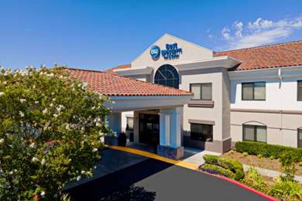 Best Western Valencia/Six Flags Inn & Suites 4