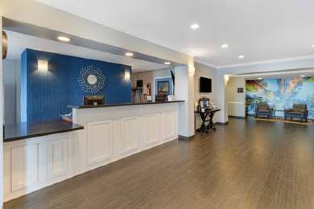 Best Western Visalia Hotel 3