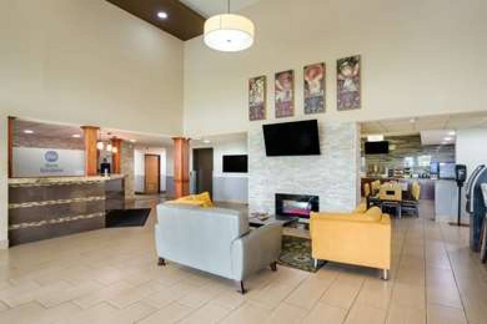 BEST WESTERN WAUKESHA GRAND 2