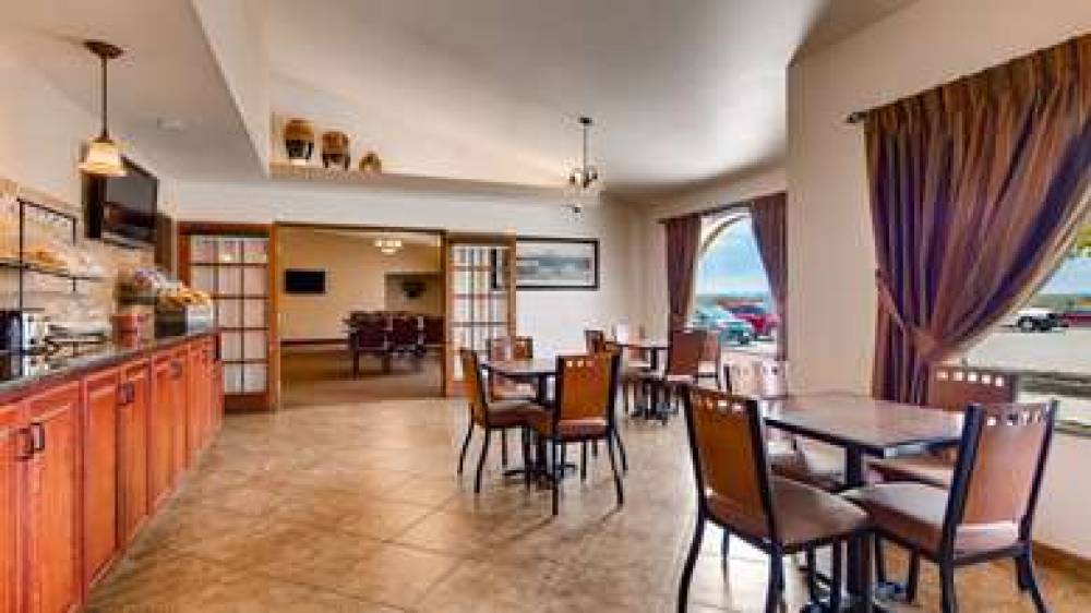 Best Western West Hills Inn 6