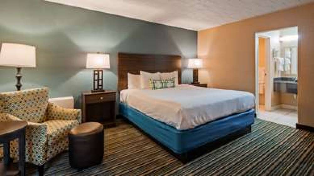 Best Western Woodhaven Inn 10