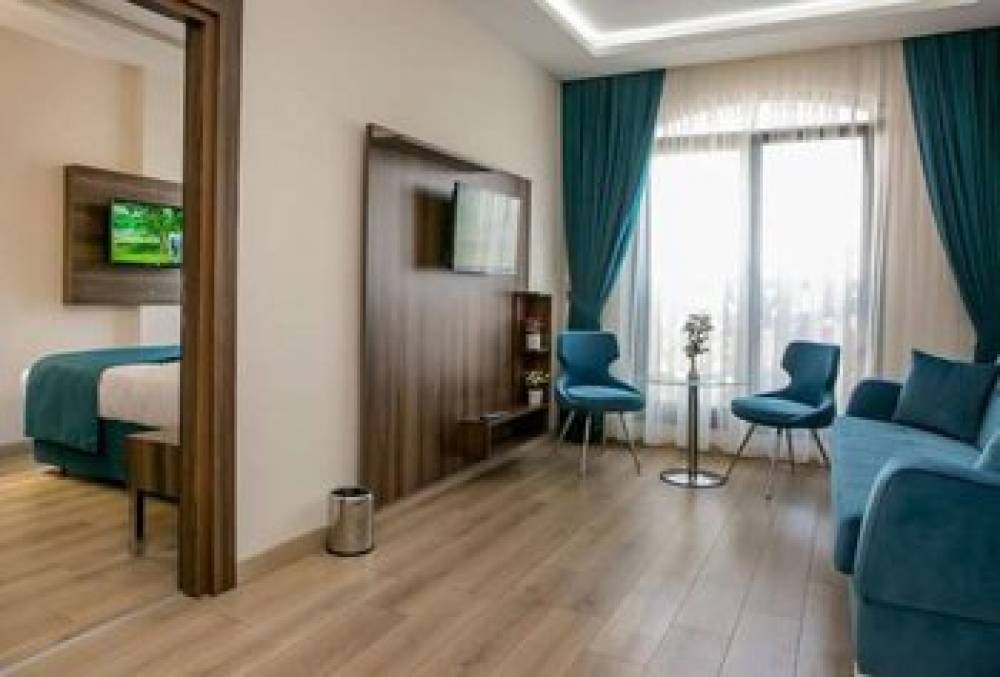 BEYZAS HOTEL AND SUITES 8