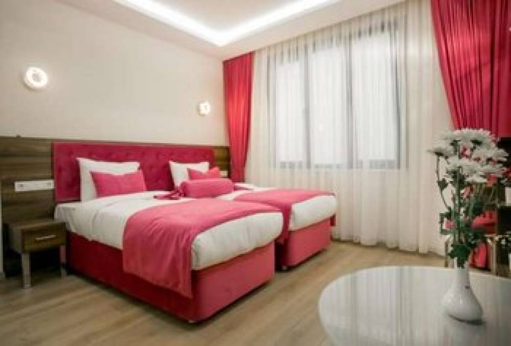 BEYZAS HOTEL AND SUITES 4