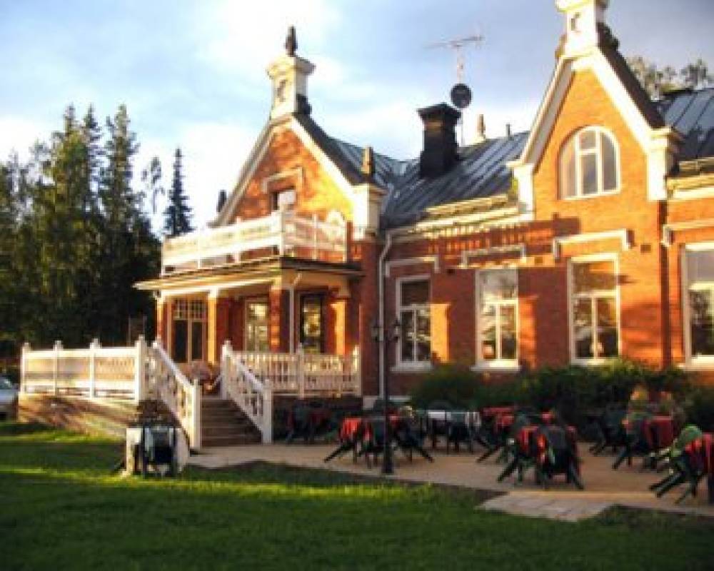 BJORKUDDENS HOTEL 1