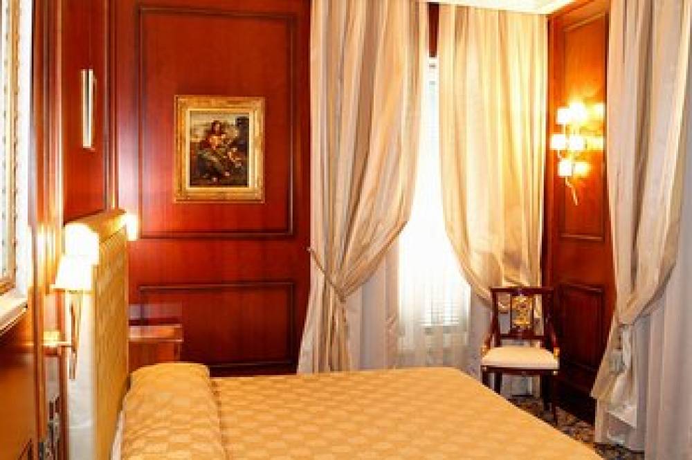 BOUTIQUE HOTEL TREVI 3