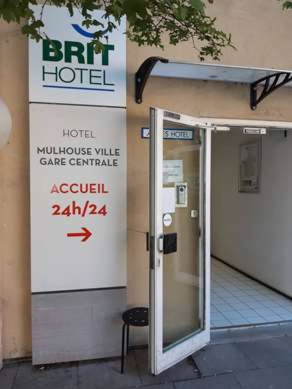 BRIT HOTEL CONFORT MULHOUSE CENTRE 9