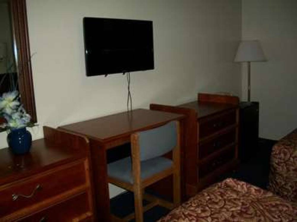 Budget Inn Clearfield 3