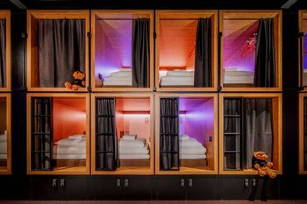 BUNK HOTEL UTRECHT 4