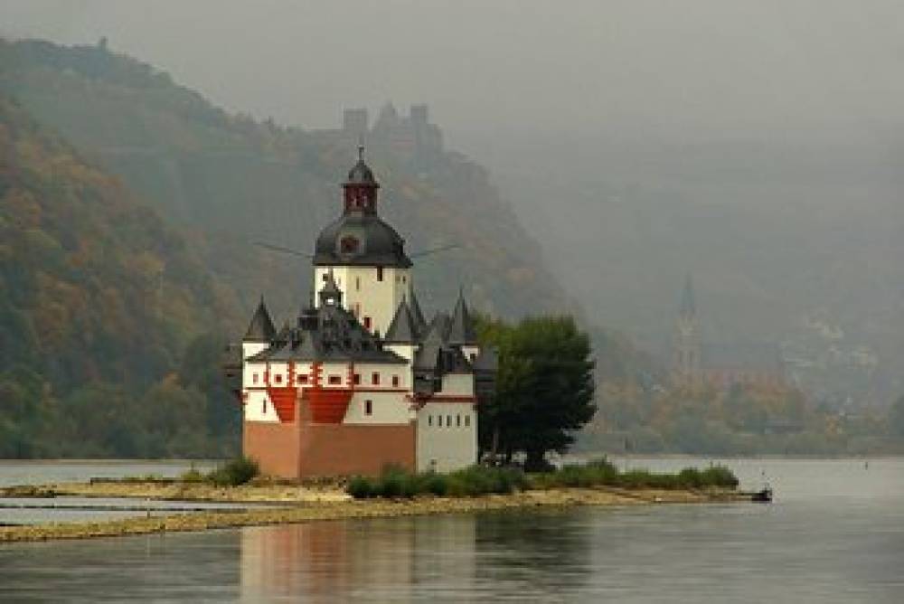 Burg Schwarzenstein 10