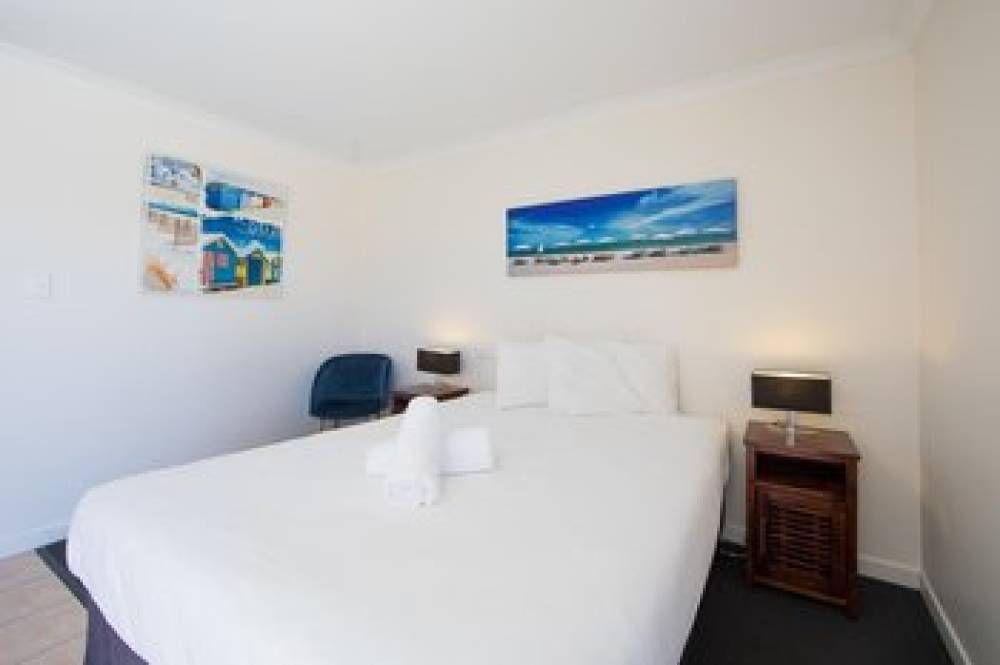 CABOOLTURE MOTEL 8