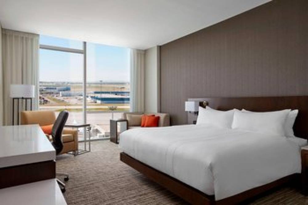 Calgary Airport Marriott In-Terminal Hotel 8