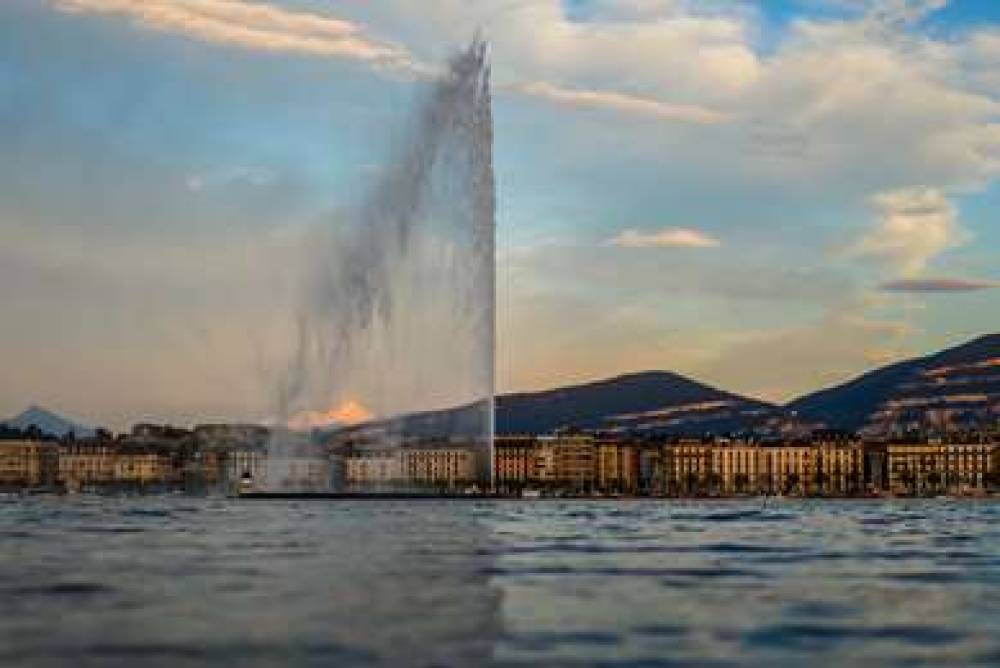 CAMPANILE ANNEMASSE GARE - GENEVE 2