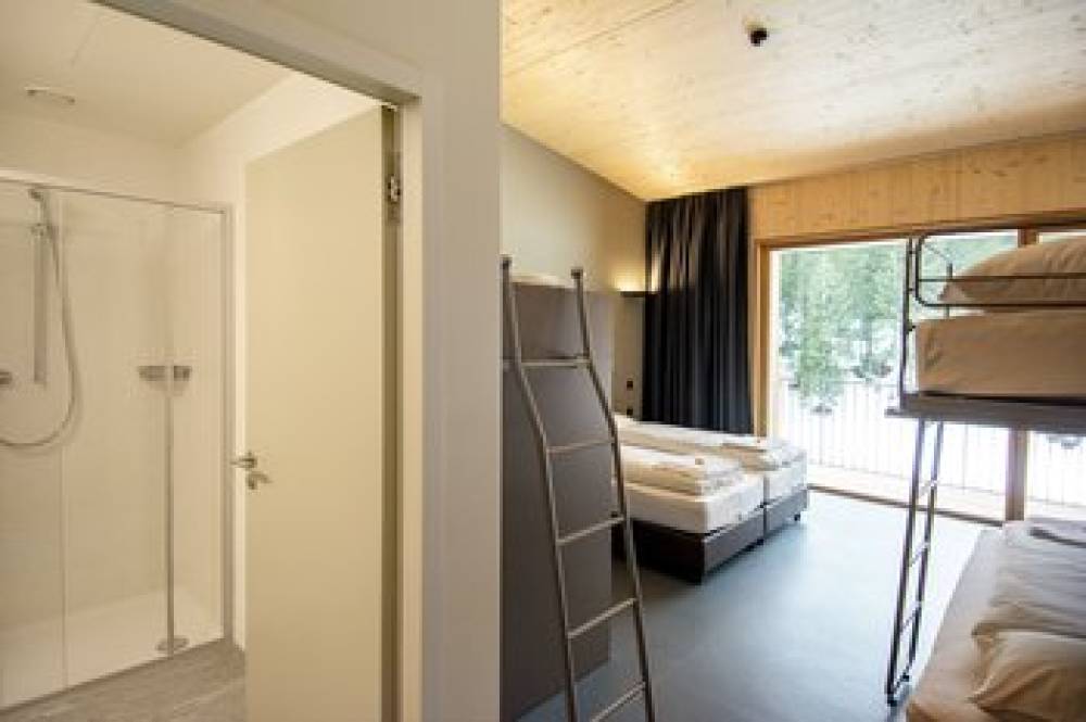 CAMPRA ALPINE LODGE AND SPA 5