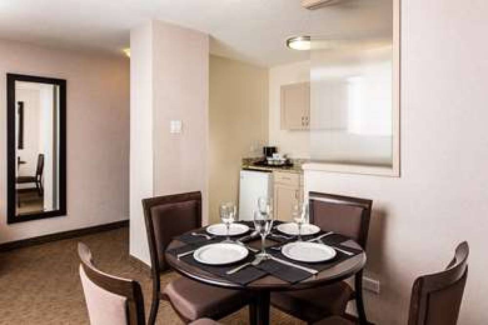 Campus Tower Suite Hotel 7