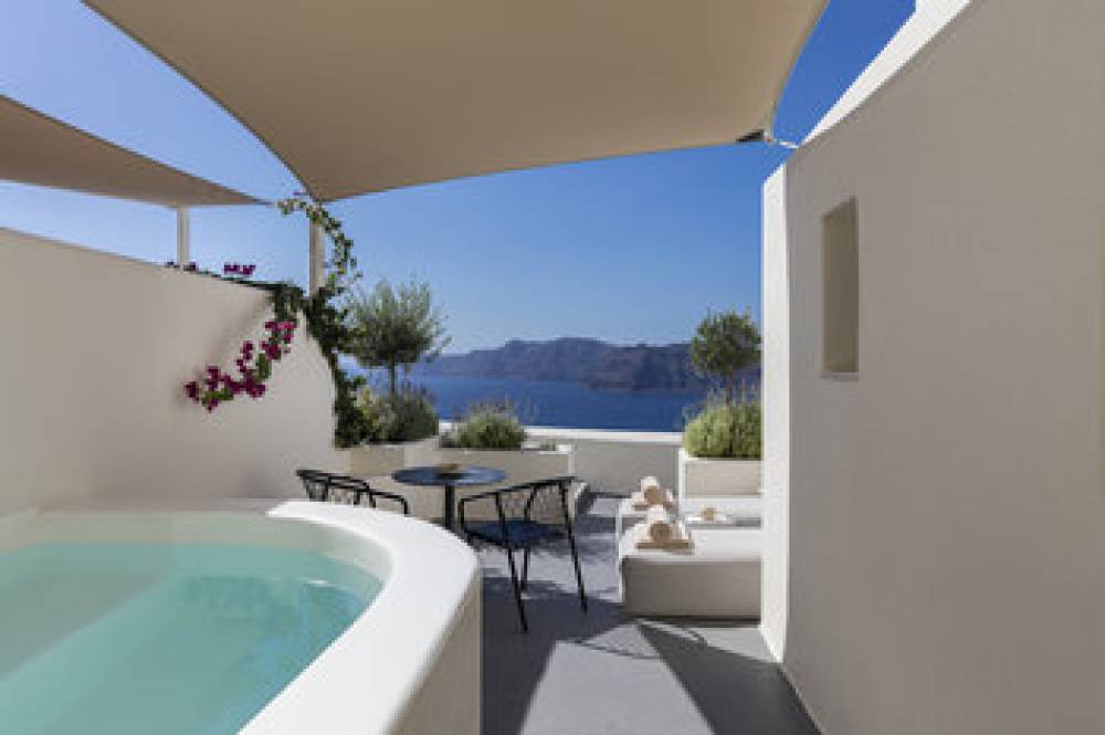 Canaves Oia Suites