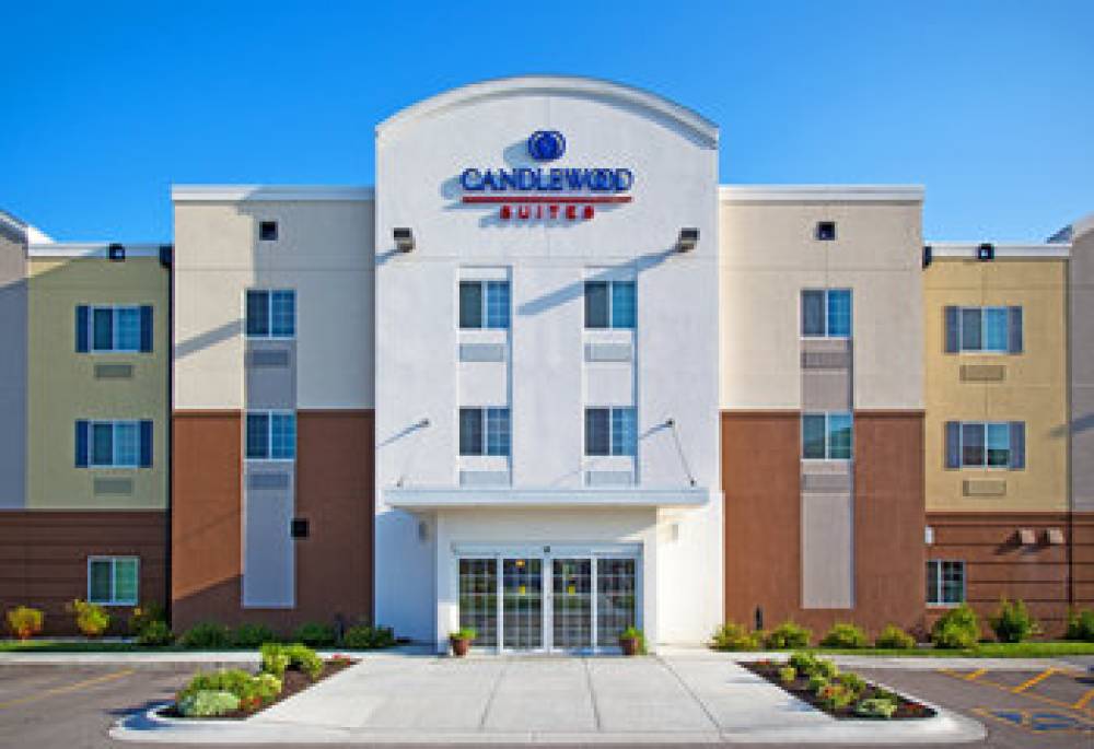 CANDLEWOOD SUITES BELLEVUE NW 6