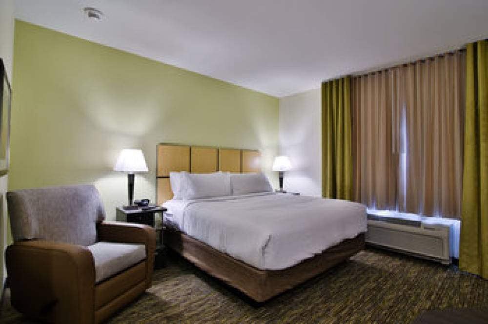 Candlewood Suites BISMARCK 10