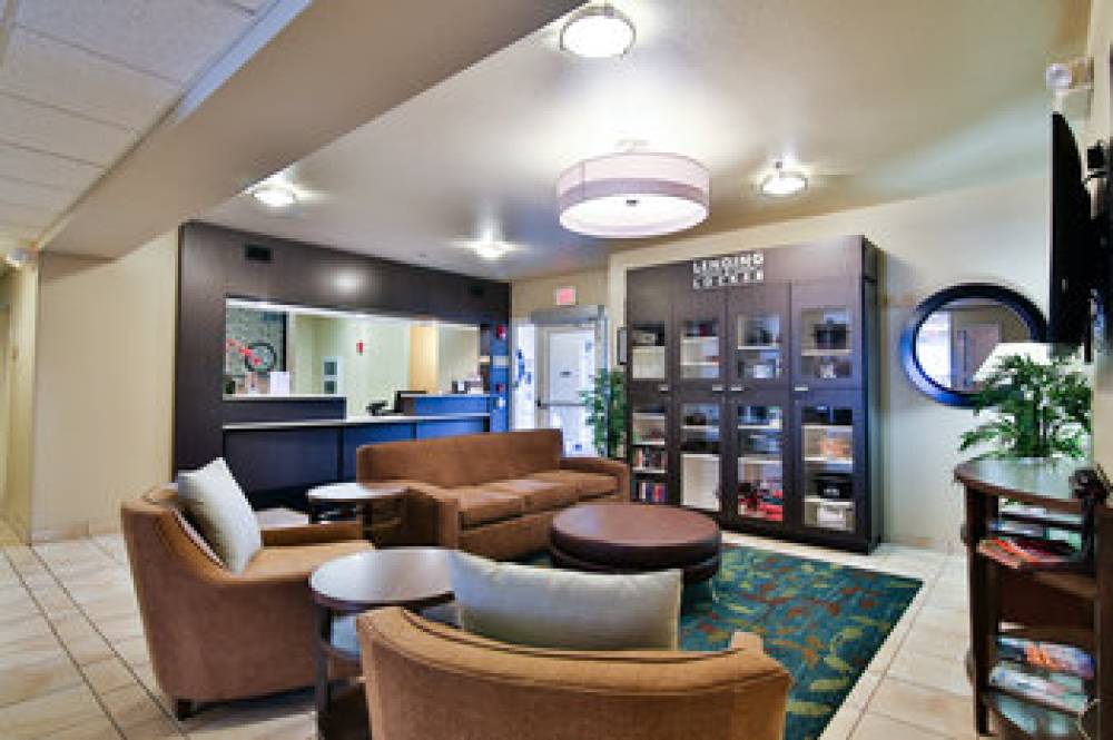 Candlewood Suites Bismarck