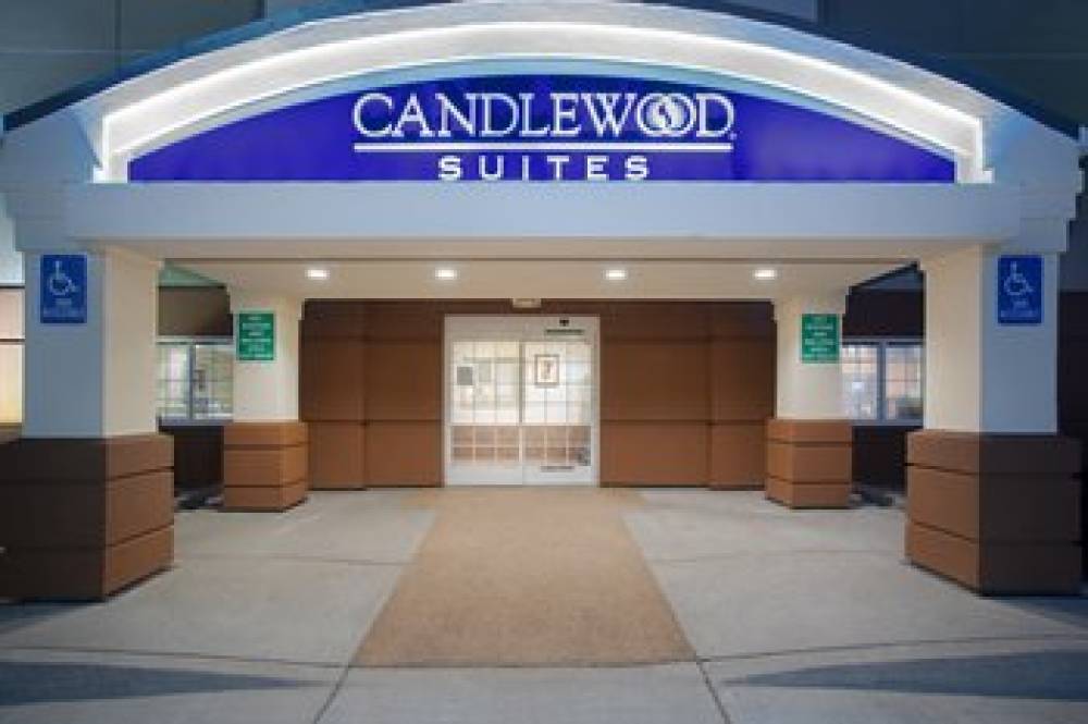 Candlewood Suites CHEYENNE 3