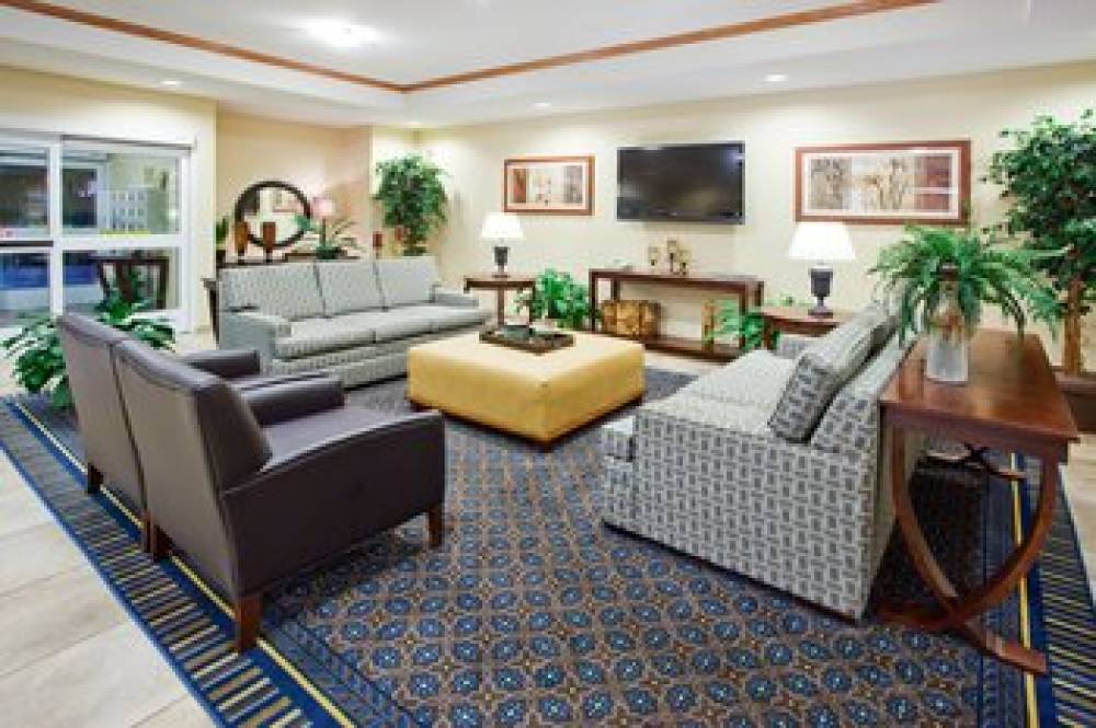 Candlewood Suites COLUMBUS FORT BENNING 3