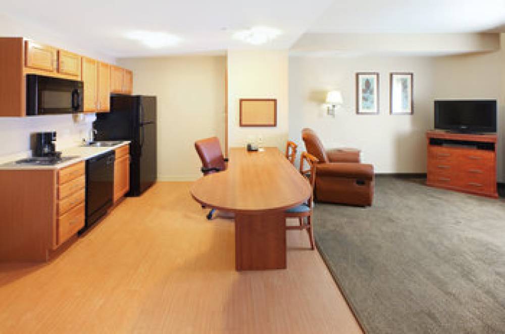 Candlewood Suites CONWAY 10