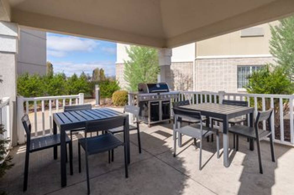 Candlewood Suites ELKHART 8