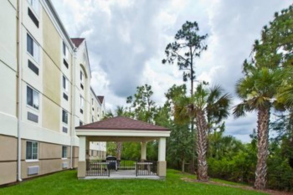 Candlewood Suites FT MYERS I-75 5